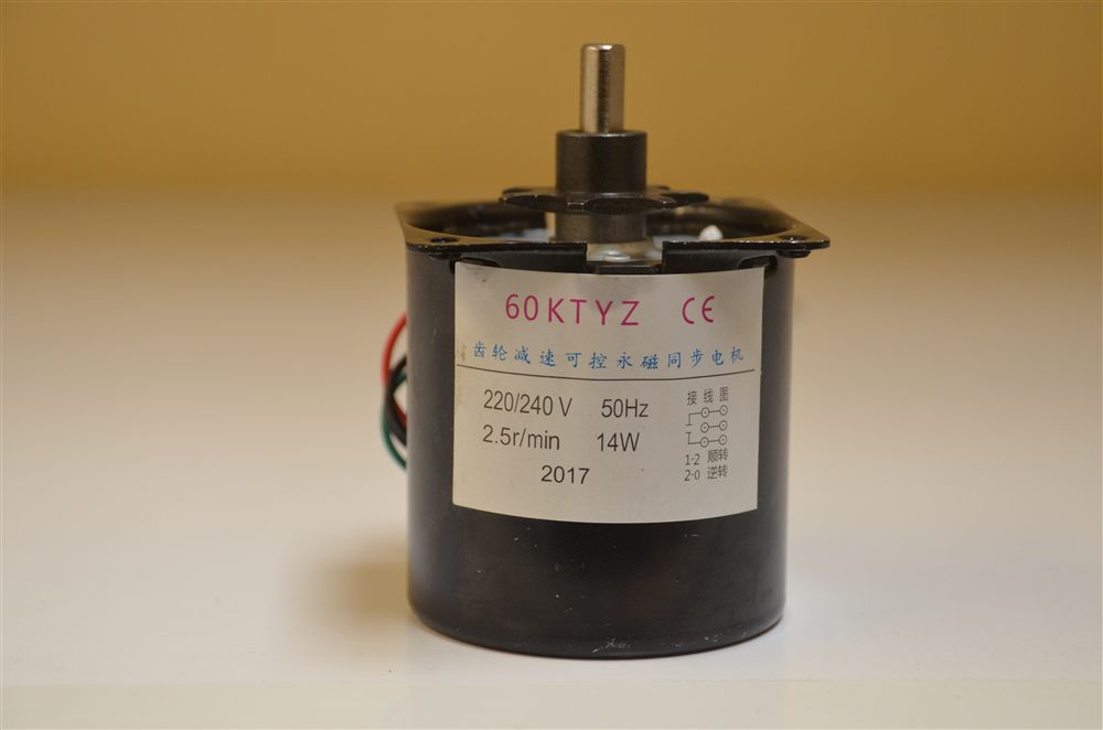 60KTYZ geared synchronous motor, 220 to 240 volt, 14 watt, 2.5 revolutions per minute